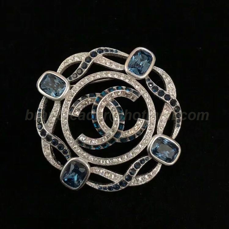 Chanel Brooch 101